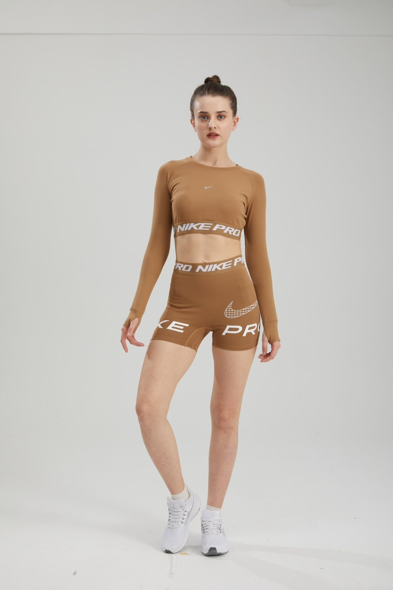 Conjunto Fitness Feminino Manga Longa + Shorts