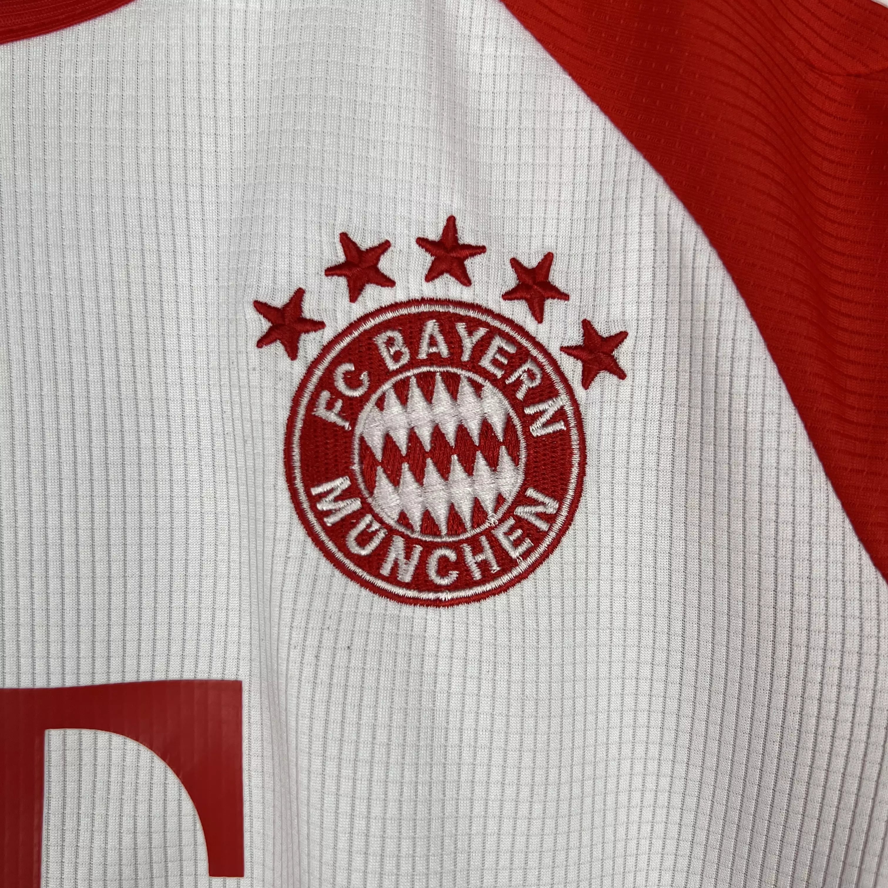 Kit Infantil Bayern de Munique 2023/24 – Uniforme Home Torcedor