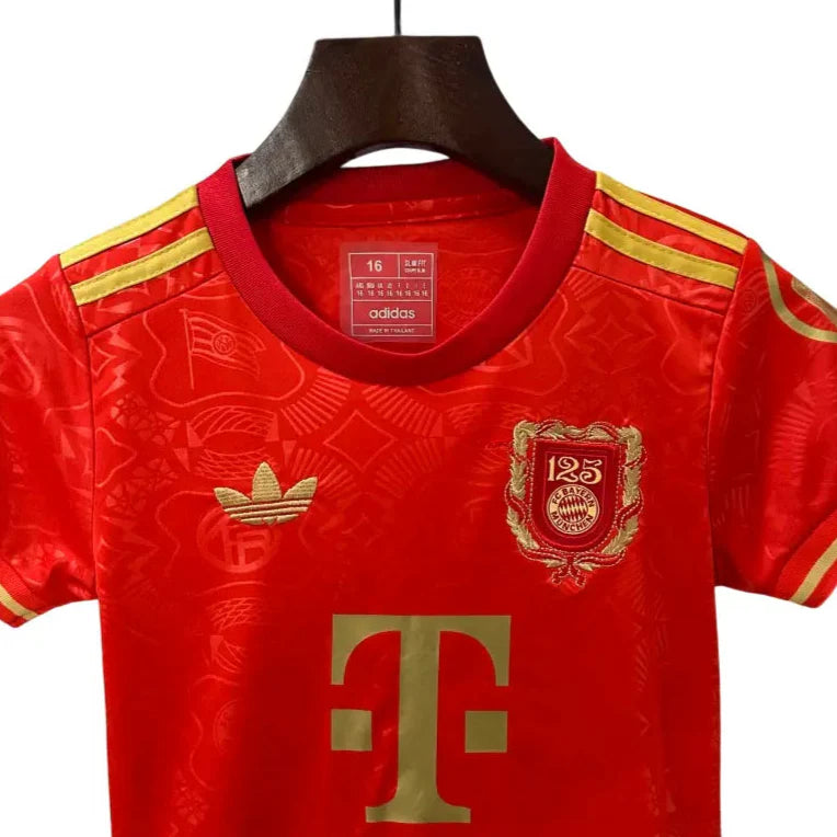 Kit Infantil Bayern de Munique 2024/25 – 125º Aniversário – Edição Limitada